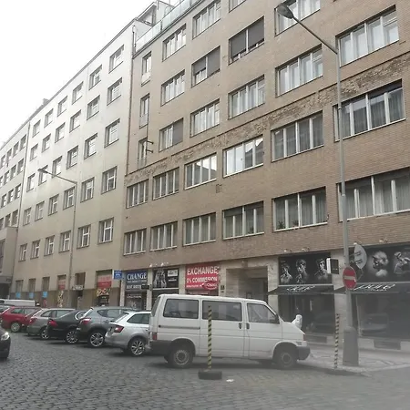 Opletalova 9